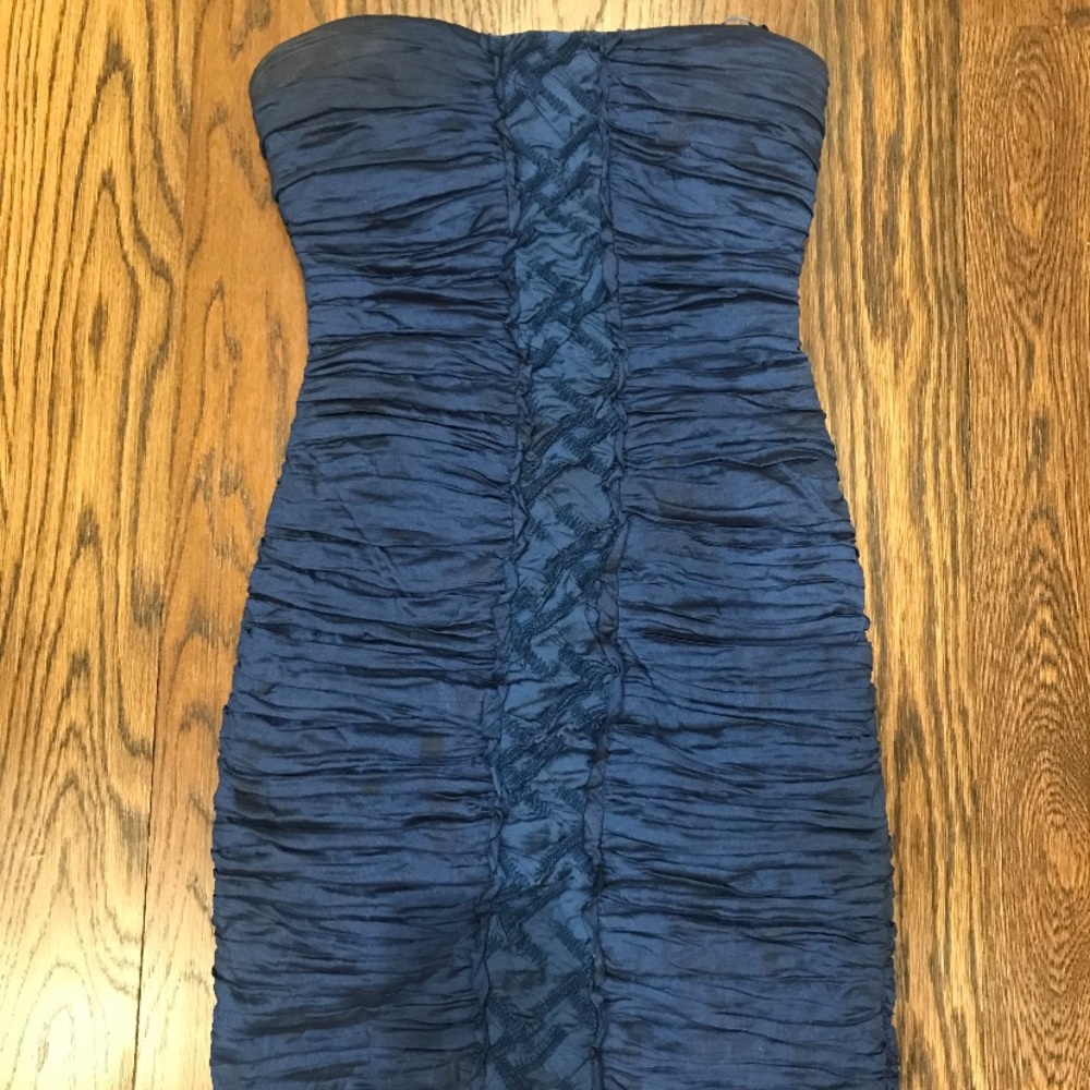 BCBG size 6 blue ruffle dress!